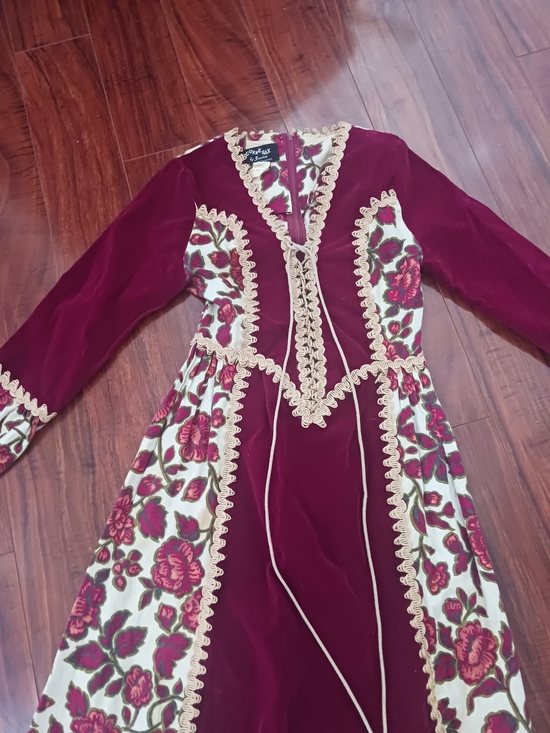Gunne Sax by Jessica Burgundy Velvet Floral Trim Dress - Picture 5 of 11